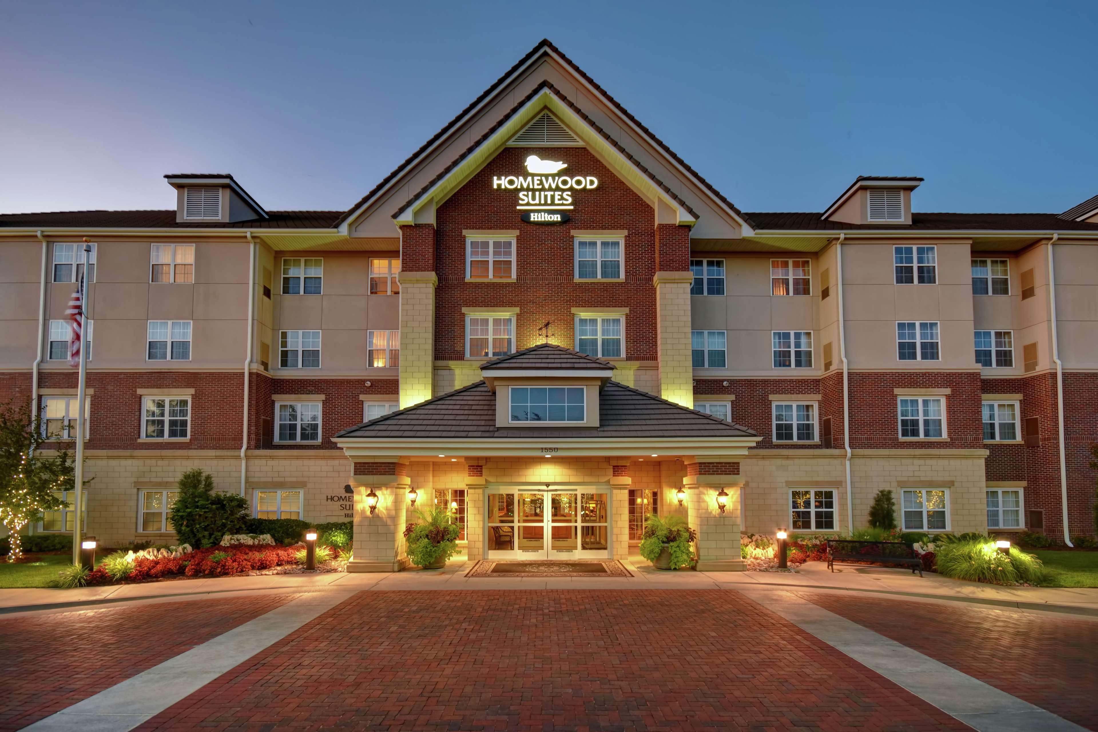Homewood Suites By Hilton At The Waterfront Wichita Kültér fotó