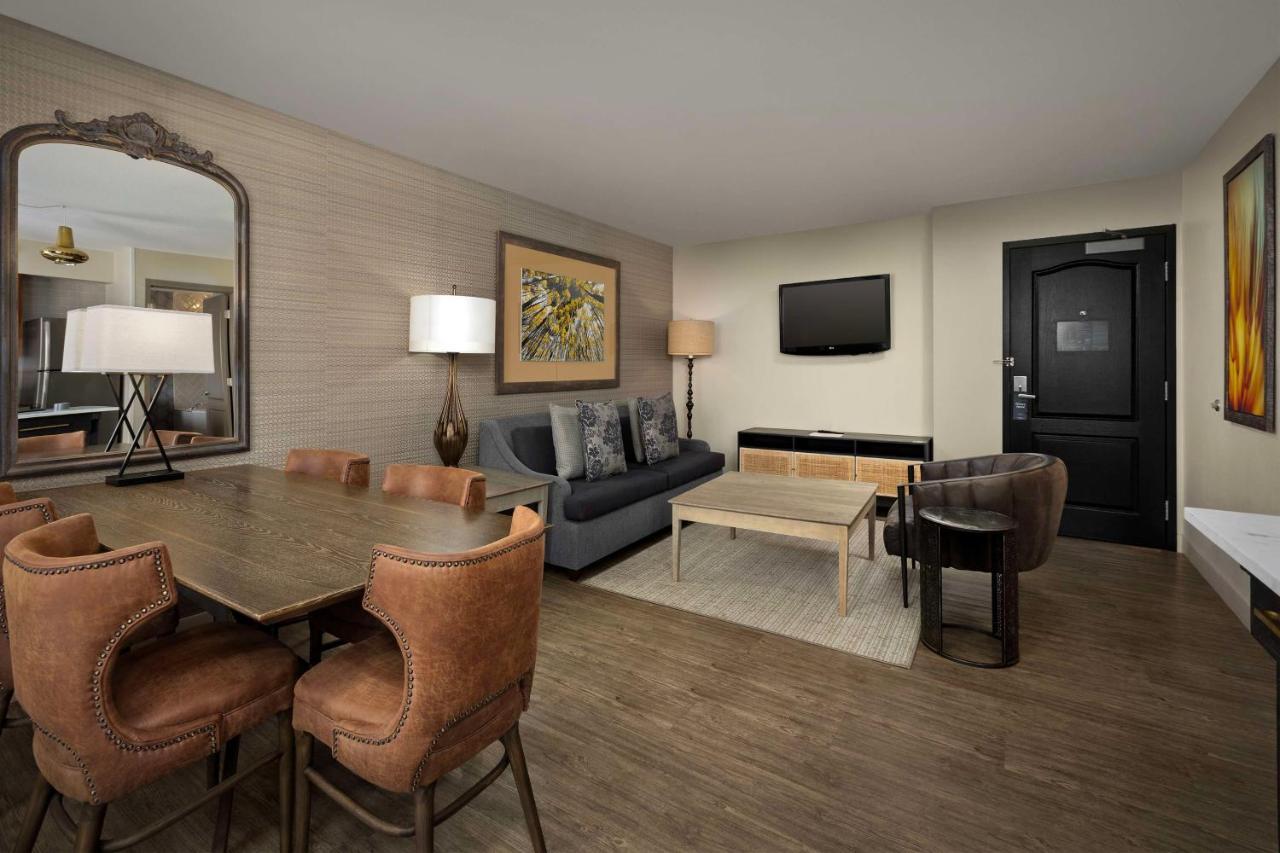 Homewood Suites By Hilton At The Waterfront Wichita Kültér fotó