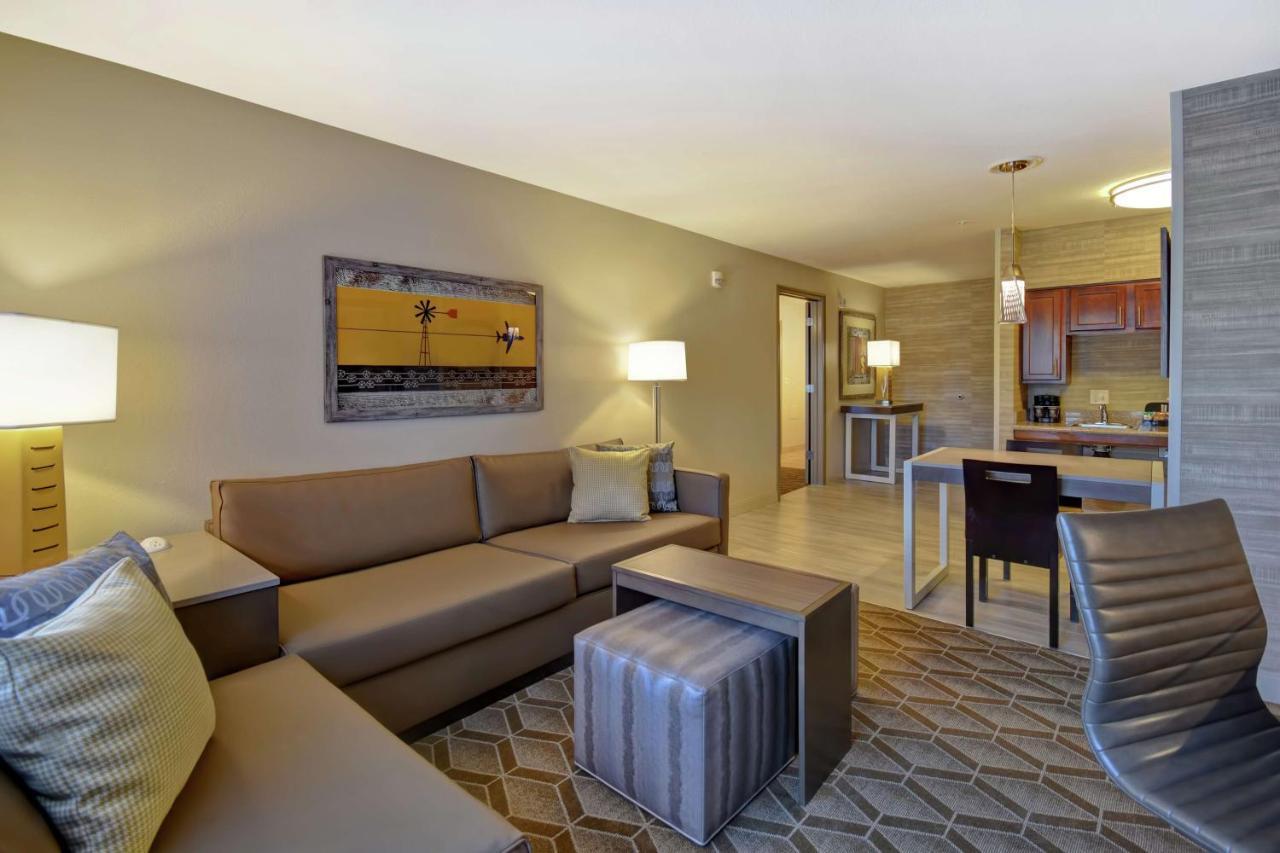 Homewood Suites By Hilton At The Waterfront Wichita Kültér fotó