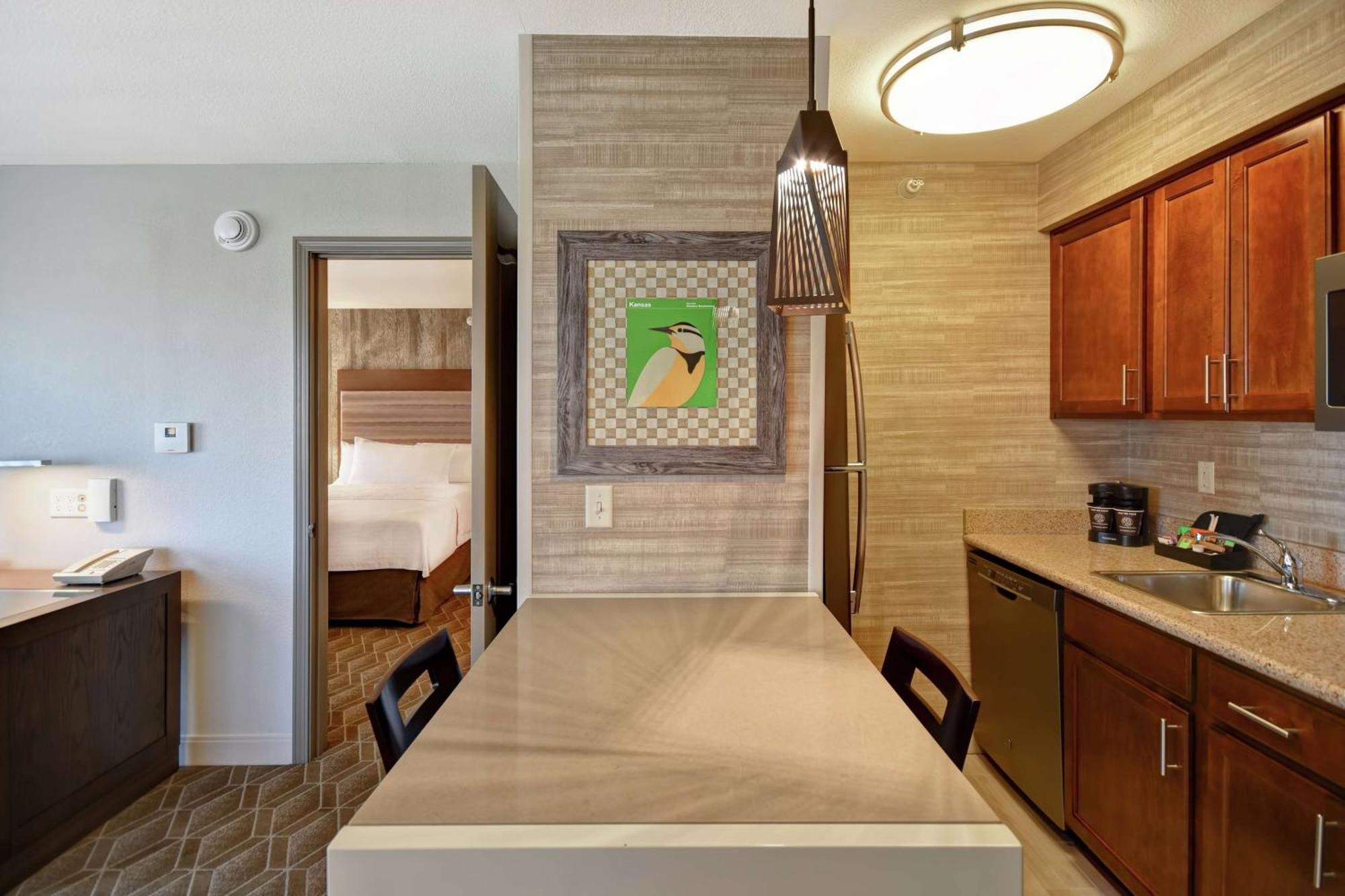 Homewood Suites By Hilton At The Waterfront Wichita Kültér fotó